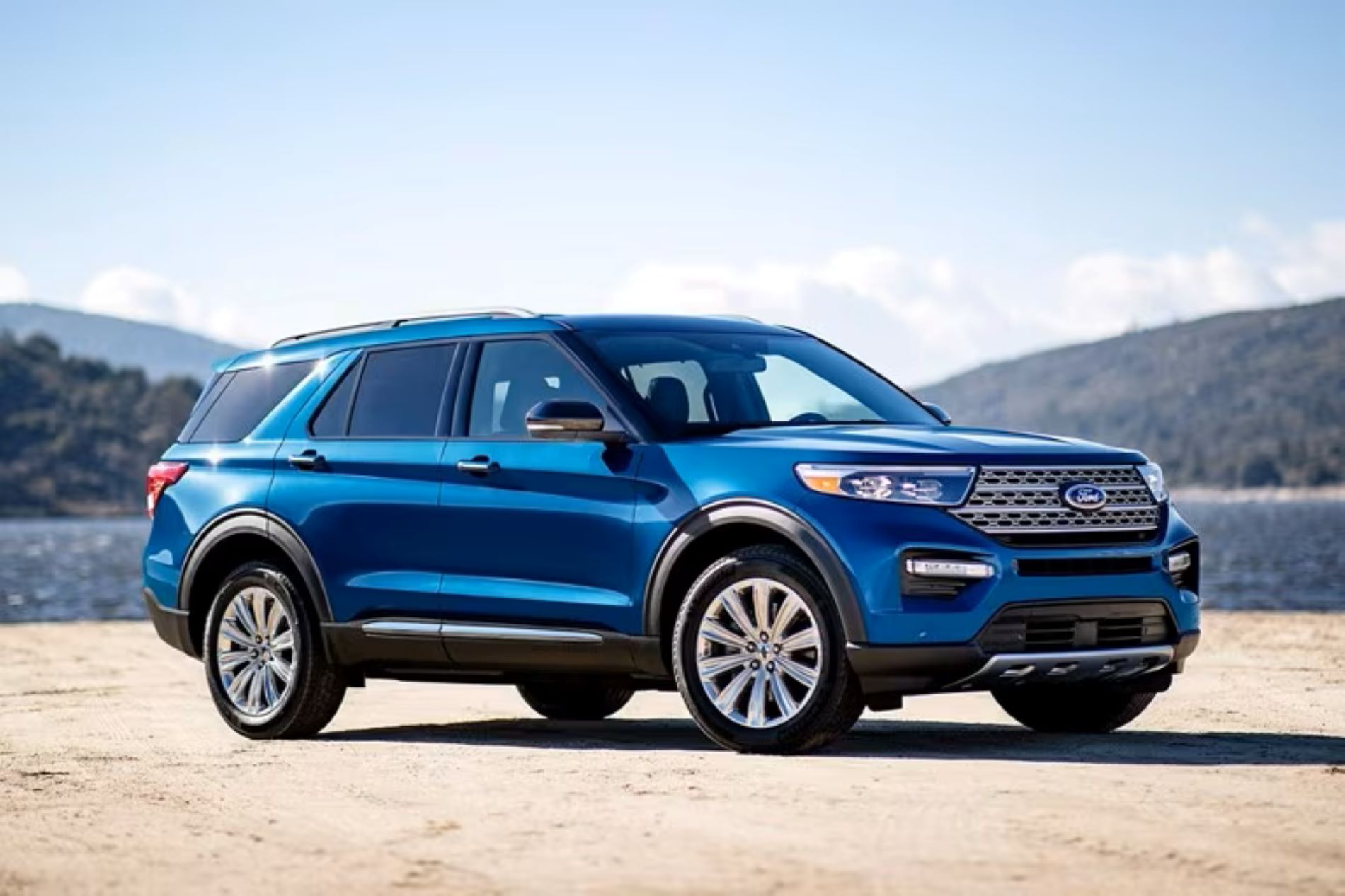 The Ford Explorer Limited models include twin panel moonroof, rear auxiliary climate control, premium Audio System, third row seats, power front passenger's seat, and push button start.